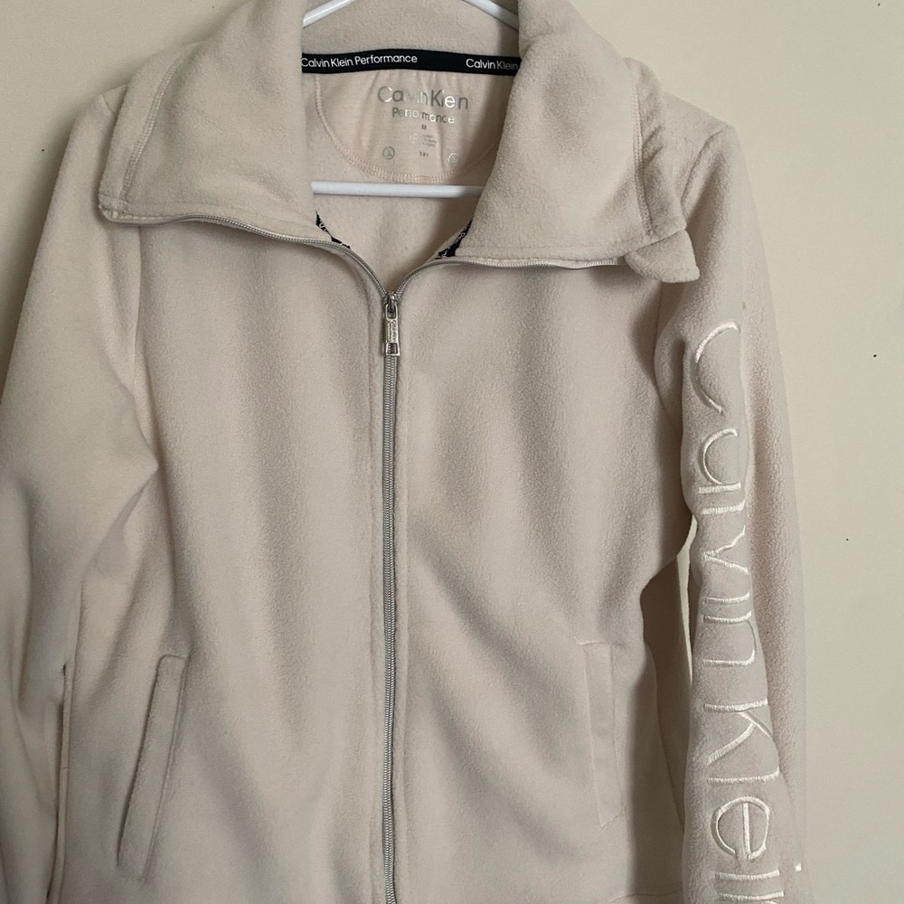 CALVIN KLEIN ZIP UP (only worn once)